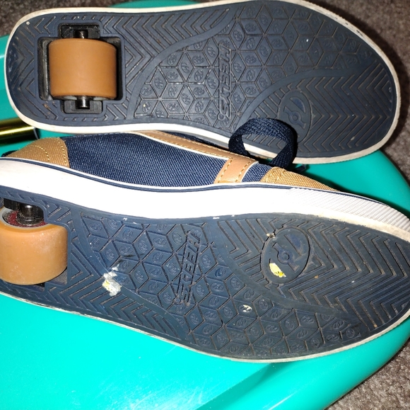 heelys - Picture 3 of 3